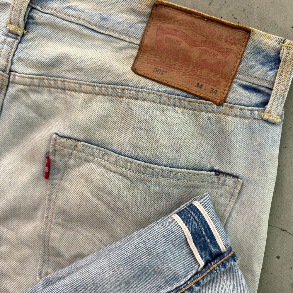 Levis 501 Selvedge Denim Jeans Men 34x34 Light Wash Button Fly Distressed Modern - Picture 1 of 16